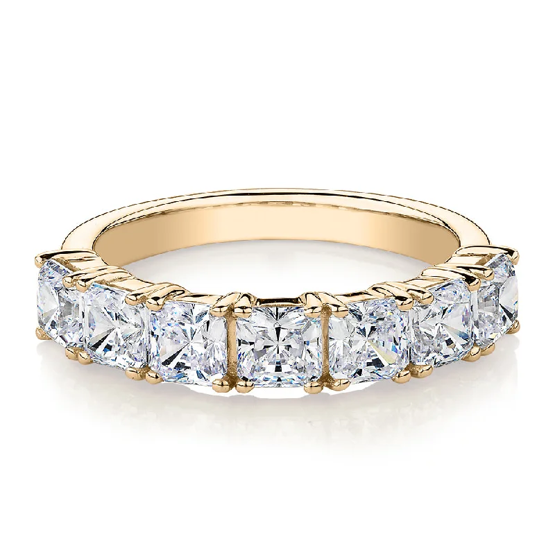 Crystal gemstone women rings-Dress ring with 2.73 carats* of diamond simulants in 10 carat yellow gold