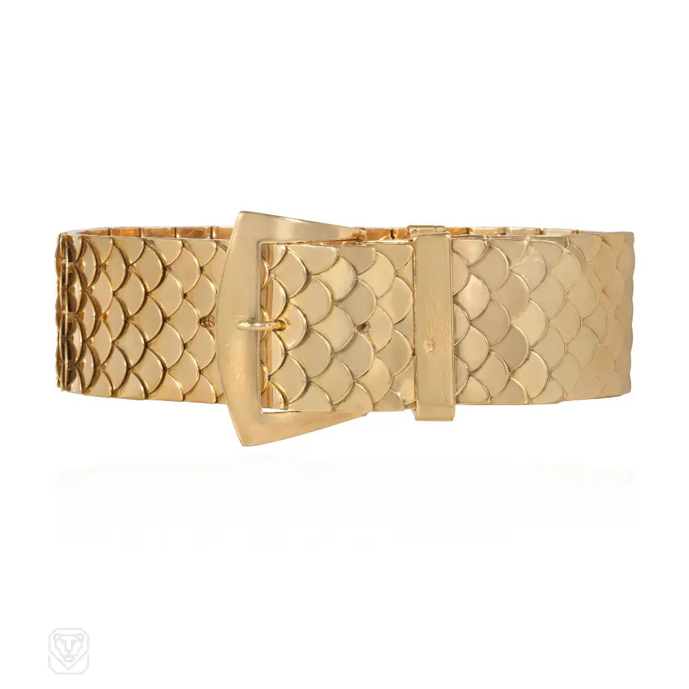 Stylish women bracelets-Retro French gold buckle bracelet