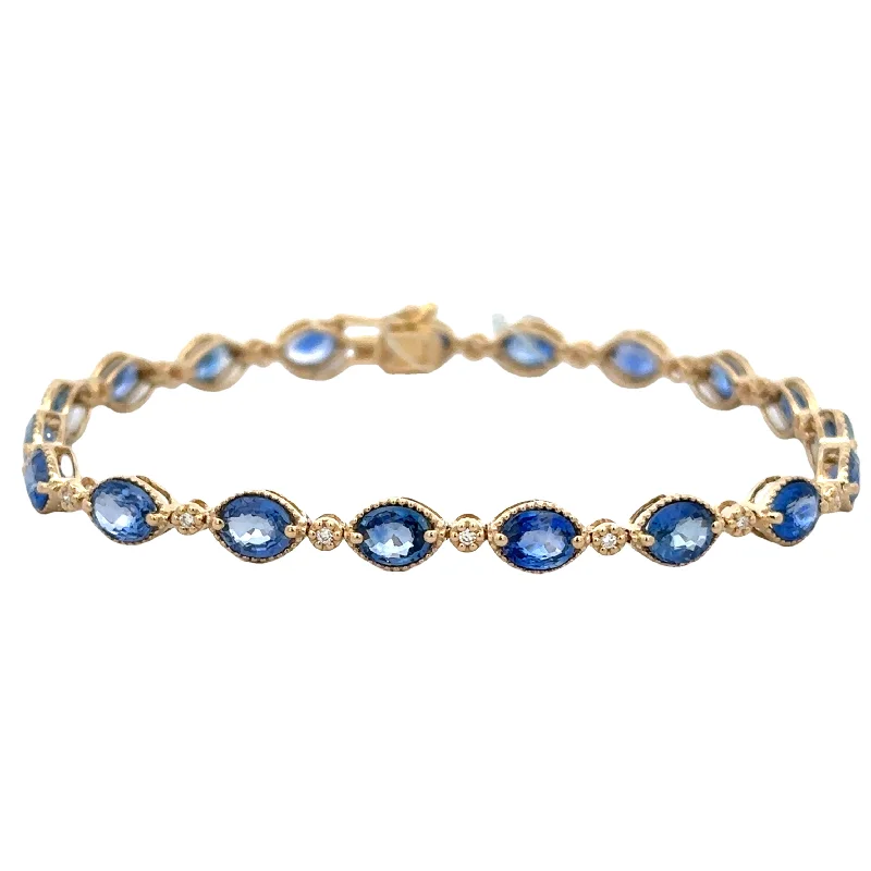 Chic women bracelets-Sapphire and Diamond Bracelet in Yellow Gold