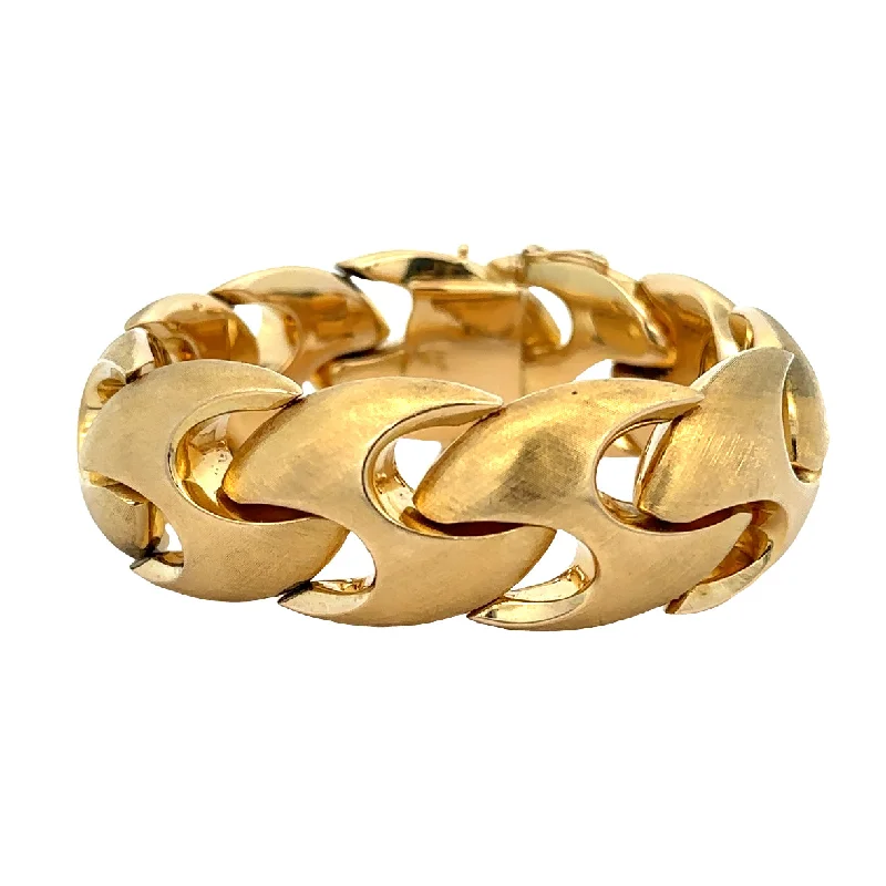 Simple cuff women bracelets-Statement 18k Yellow Gold Bracelet with Florentine Finish