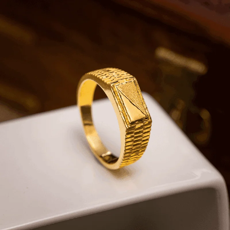 Personalized women rings-Gents Golden Ring PGGR1-081