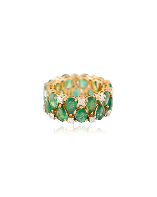 Handmade women rings-Diamond Emerald Ring