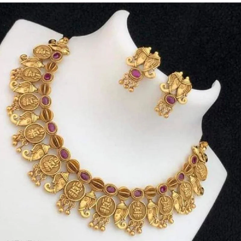 Pendant women necklaces-Sai Fashion Gold Plated Pink Pota Stone Choker Necklace Set