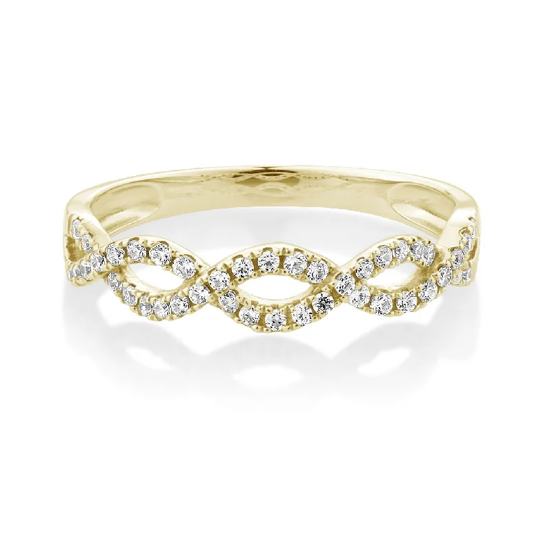 Trendy women rings-Wedding or eternity band in 10 carat yellow gold