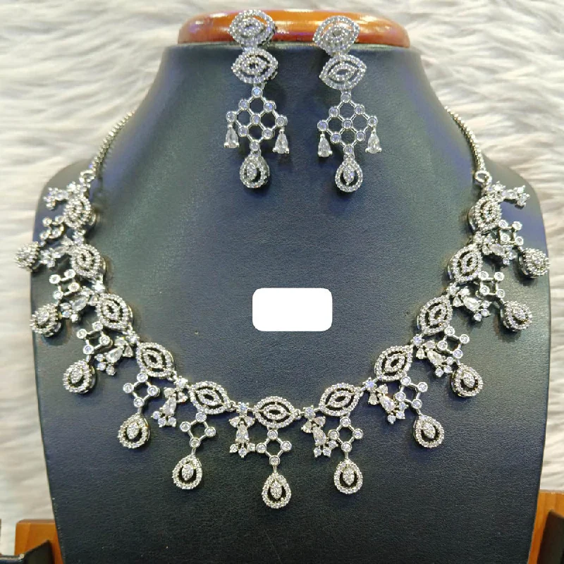 Creative women necklaces-Jain Jewellers Silver Plated AD Necklace Set