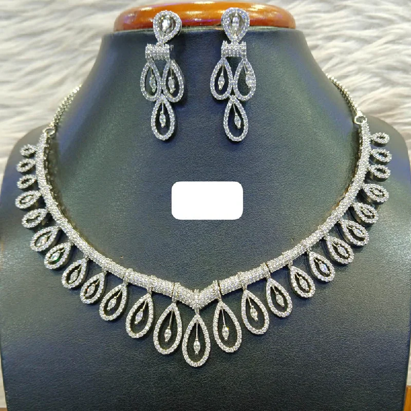 Flower women necklaces-Jain Jewellers Silver Plated AD Necklace Set