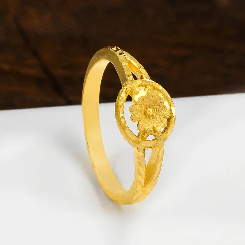 Elegant women rings-Golden Ring PGR188-001