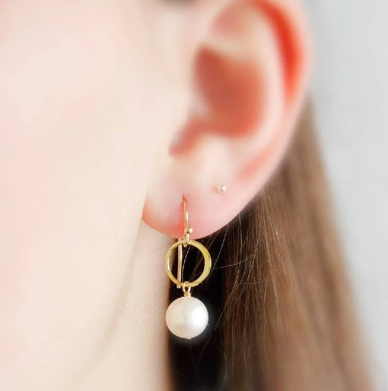 Vintage gold women earrings-Pearl Drop Earrings