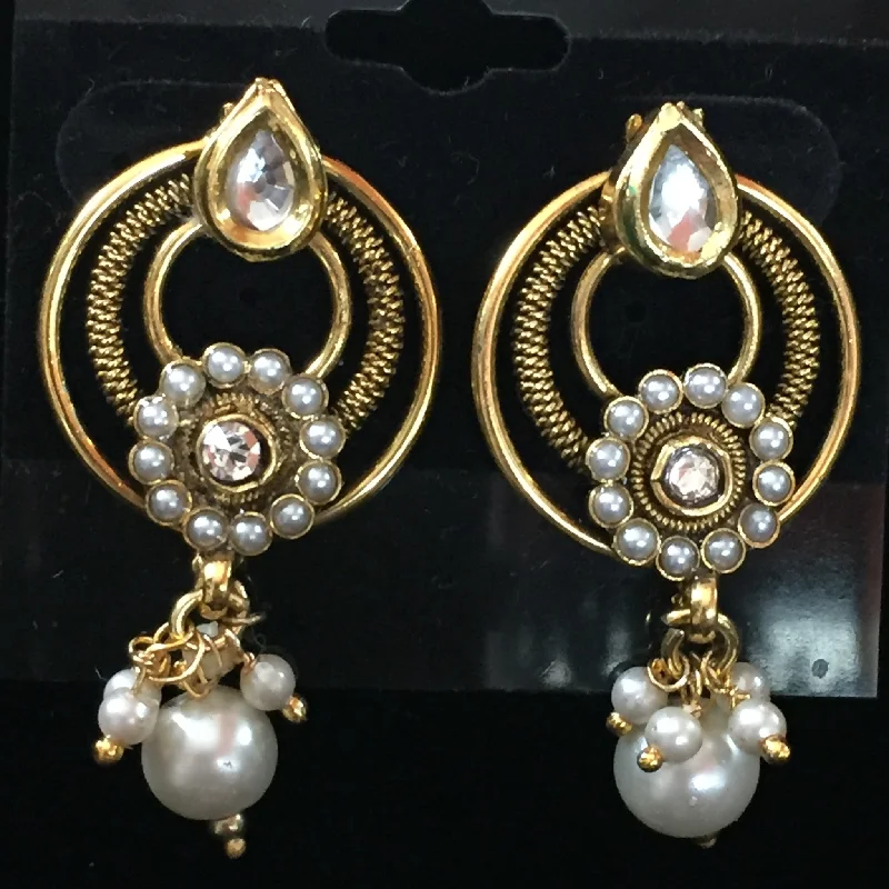 Clip-on women earrings-Jadau Kundan Earrings