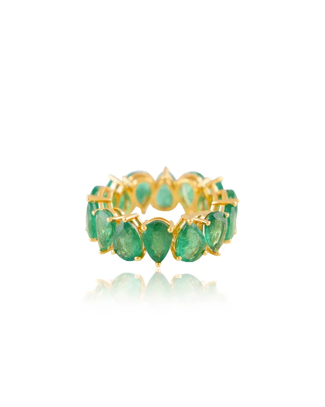 Nature-inspired women rings-Anika Emerald Ring